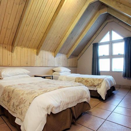 The Reef Apartments Ист-Лондон Экстерьер фото