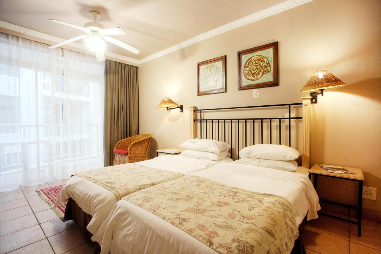 The Reef Apartments Ист-Лондон Экстерьер фото